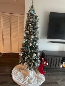 Christmas tree with string lights