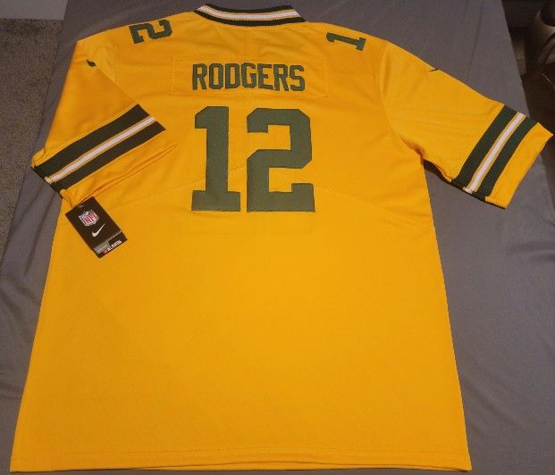 Green Bay Packers Aaron Rodgers Jersey
Size: Mens Large