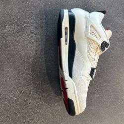 Jordan Retro 4