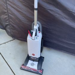 Hoover Complete Performance Vacuum 