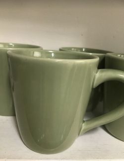 5 Coffee Tea Mugs Excellent Cond