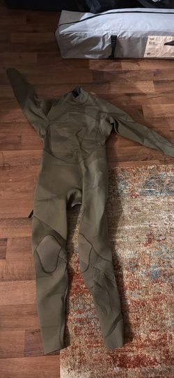 Dry Suit Medium