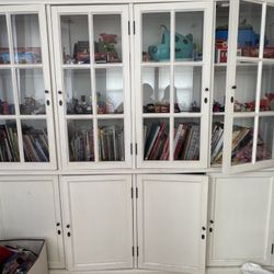 RH cabinet