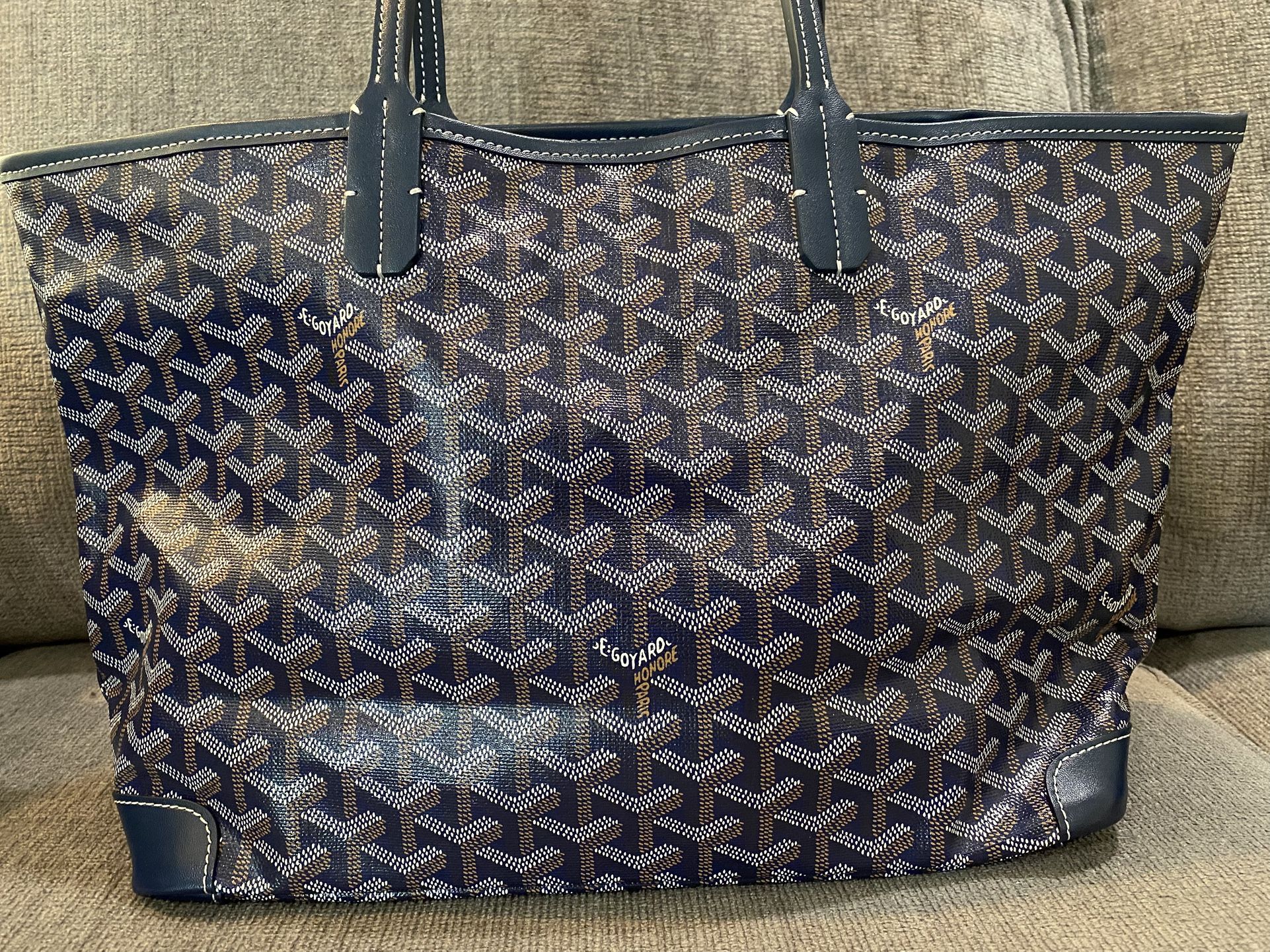 GOYARD Shoulder Bag , Top Zip, Authentic