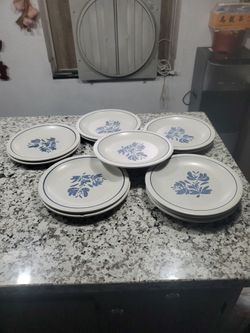 Vintage Pfalzgraff Yorktown Dinner Plates( 11)  Plates