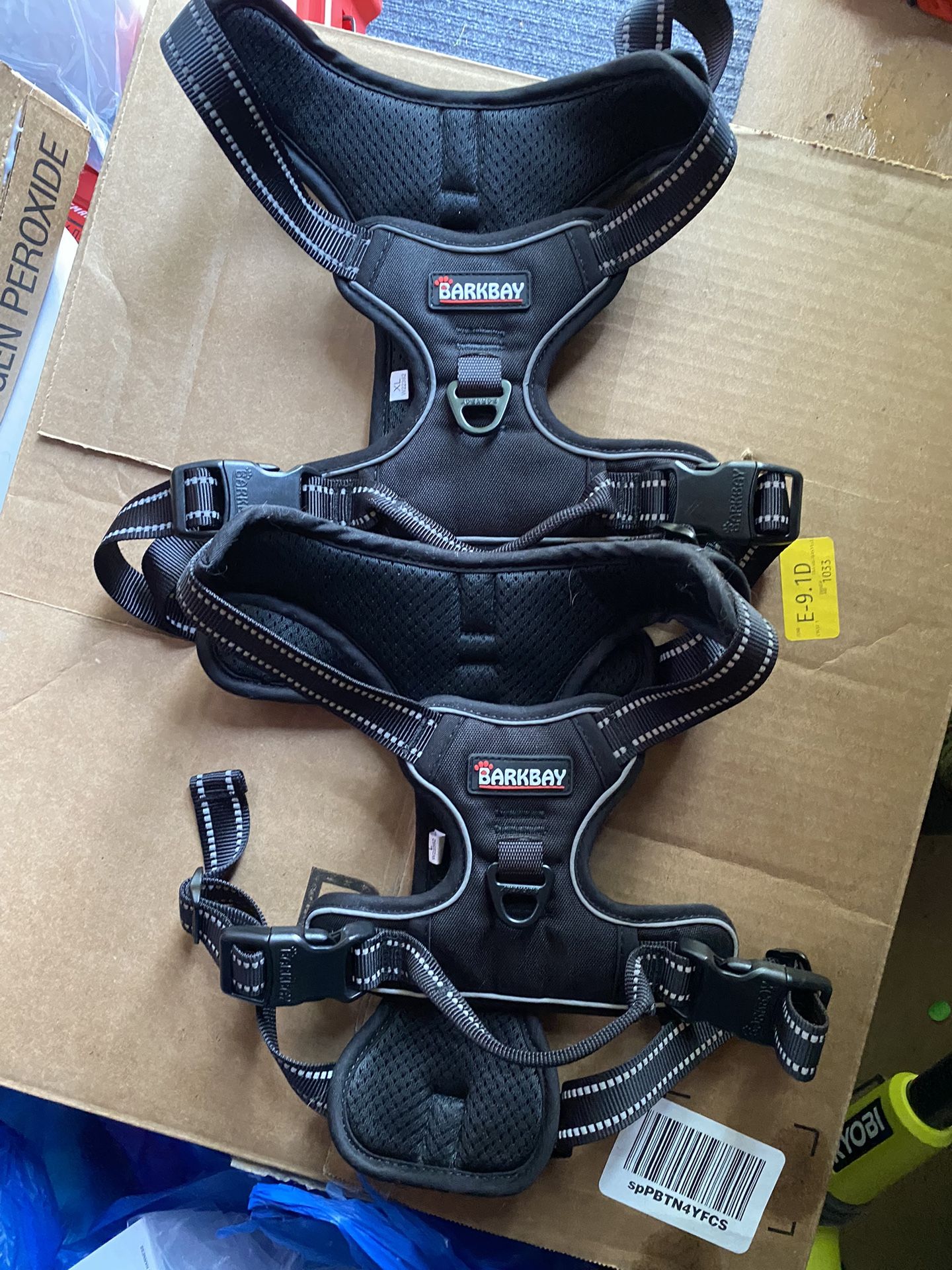 Large and extra large dog harness $20 each or two for 35