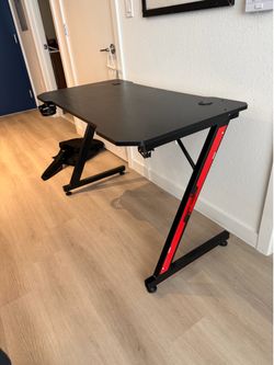 Gaming table