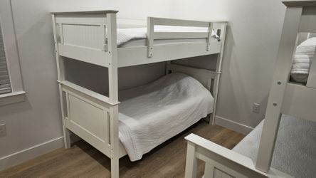 Dakota Twin Over Twin Bunk Bed(Can be Used As Separate Beds)