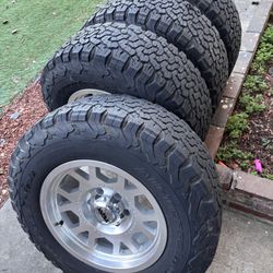 New Ultra Rims Toyota Tacoma Chevy Silverado Whee 