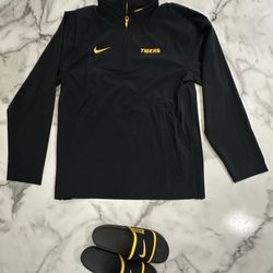 Men's Nike Black Mizzou Tigers Sideline Coaches Lightweight Jacket & Nike Slides - LIKE NEW