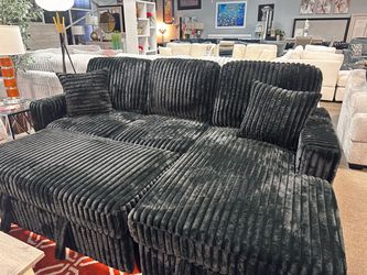 Sleeper sofa! ❤️✨📦 More colors!