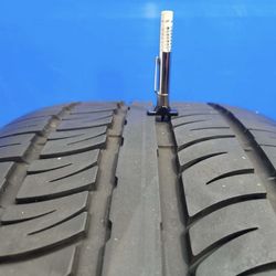 295-40-22 2x Pirelli Scorpion Tires 90% 