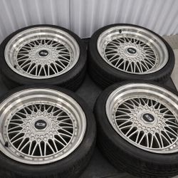 18” Sport Rims Set – 4 Rims and 2 Used Tires for sell– Upgrade Your Ride NOW! Rines deportivos y llantas 17