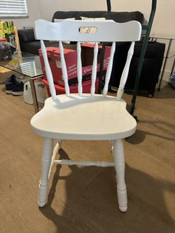 Old Fashion Chair