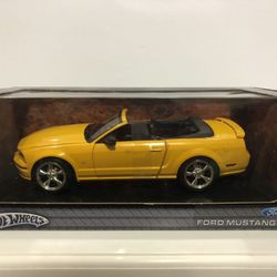 2003 Mustang (yellow) Hot wheels 