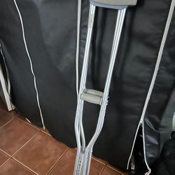 Crutches 🩼 