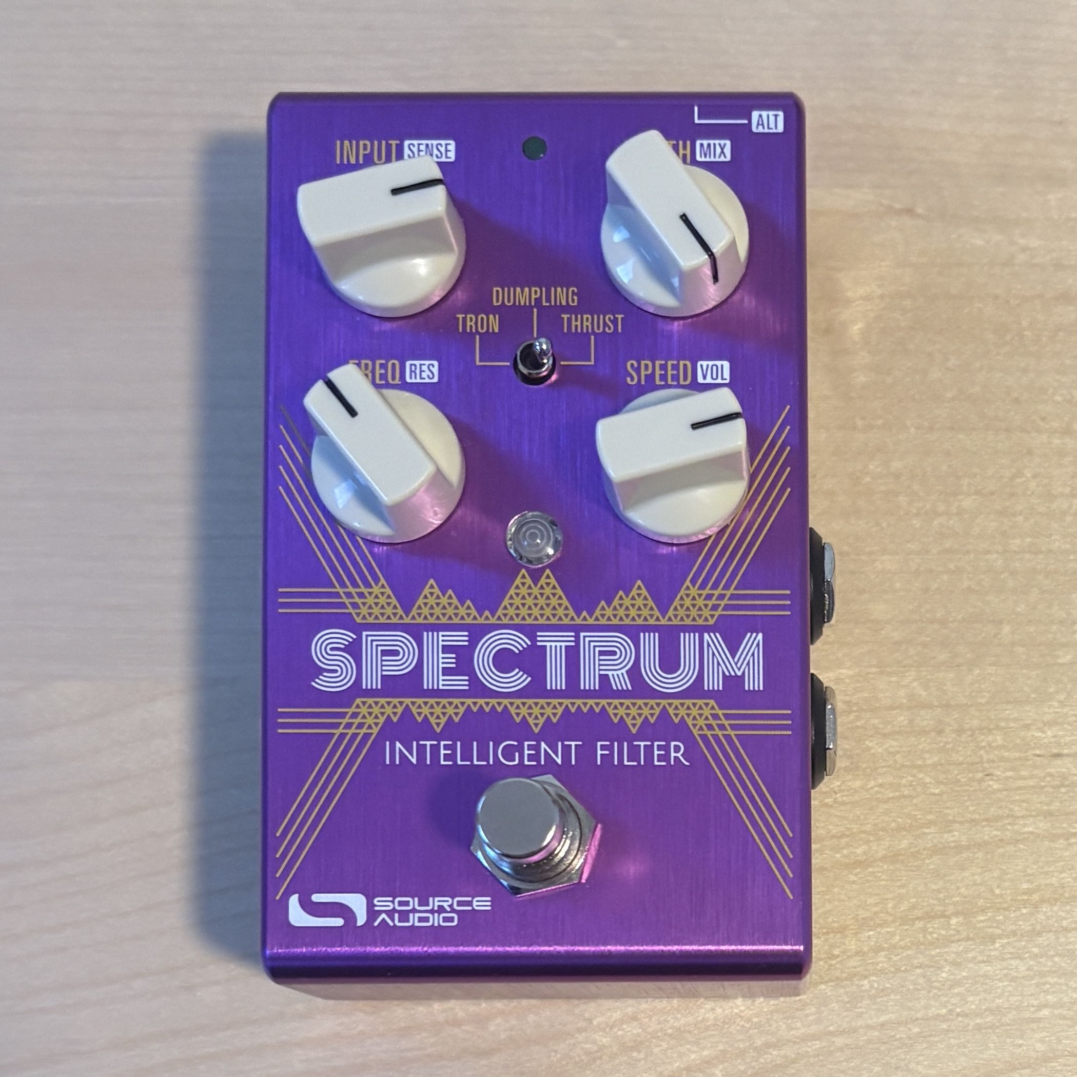 Source Audio Spectrum Intelligent Filter Pedal