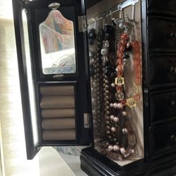 Mystery Jewelry And Box