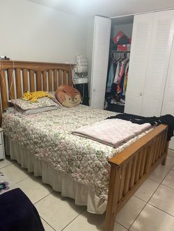 Cama queen