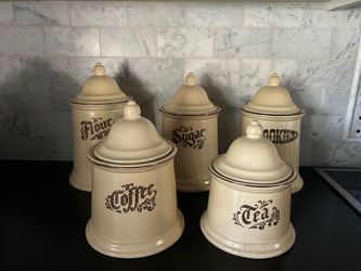 Pfaltzgraff Village Kitchen Canister Set