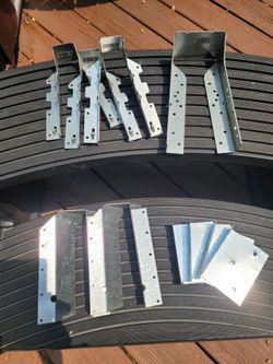 Simpson Strong-Tie SUR210, HUC410, and LUS28Z Joist Hangers