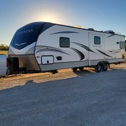 Travel Trailer 2021 RV Keystone Cougar Half-Ton 4 Seasons Climate Guard