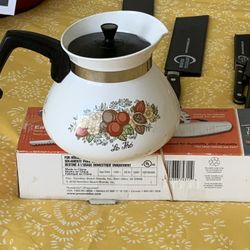 Lightly Used corningware Kettle