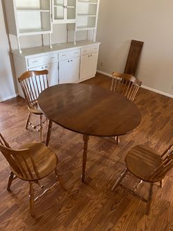 Colonial table and chairs