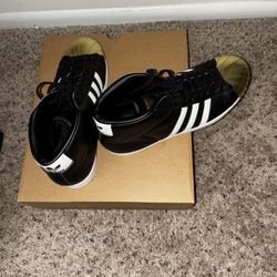 Adidas Woman’s Gold Metal Toe Sneakers 