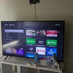 TCL 55 inch ROKU Smart TV 