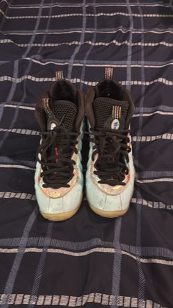 Boys Nike little Posite 1 size 4.5 Y