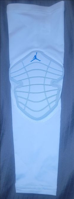 Brand New Nike Air Jordan Pro Hyperstrong Padded Elbow Sleeve UCLA Bruins White Blue Men Size L/XL