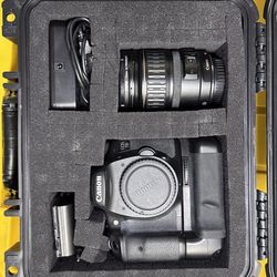 CANON 7D w/ EXTRAS