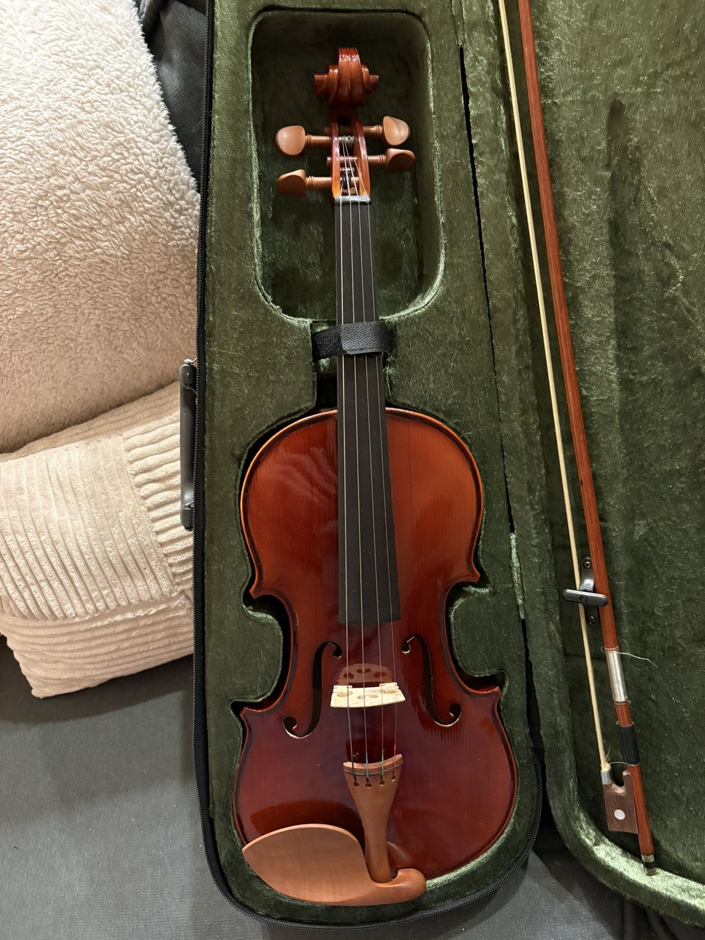 Yamaha Violin
