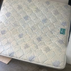 California King Mattress And Box Springs 
