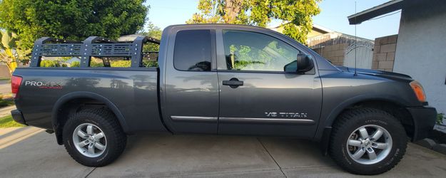 2011 Nissan Titan PRO-4X King Cab 4WD