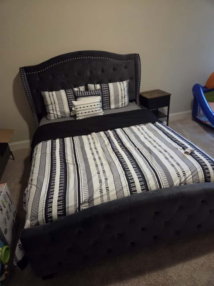 Queen Bed - Gray Velvet