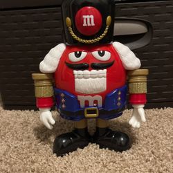 Mr M&M