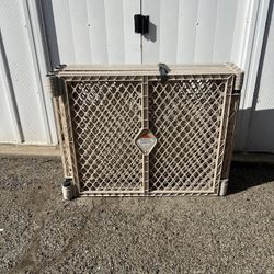 Toddler/ Dog Foldable Gate 