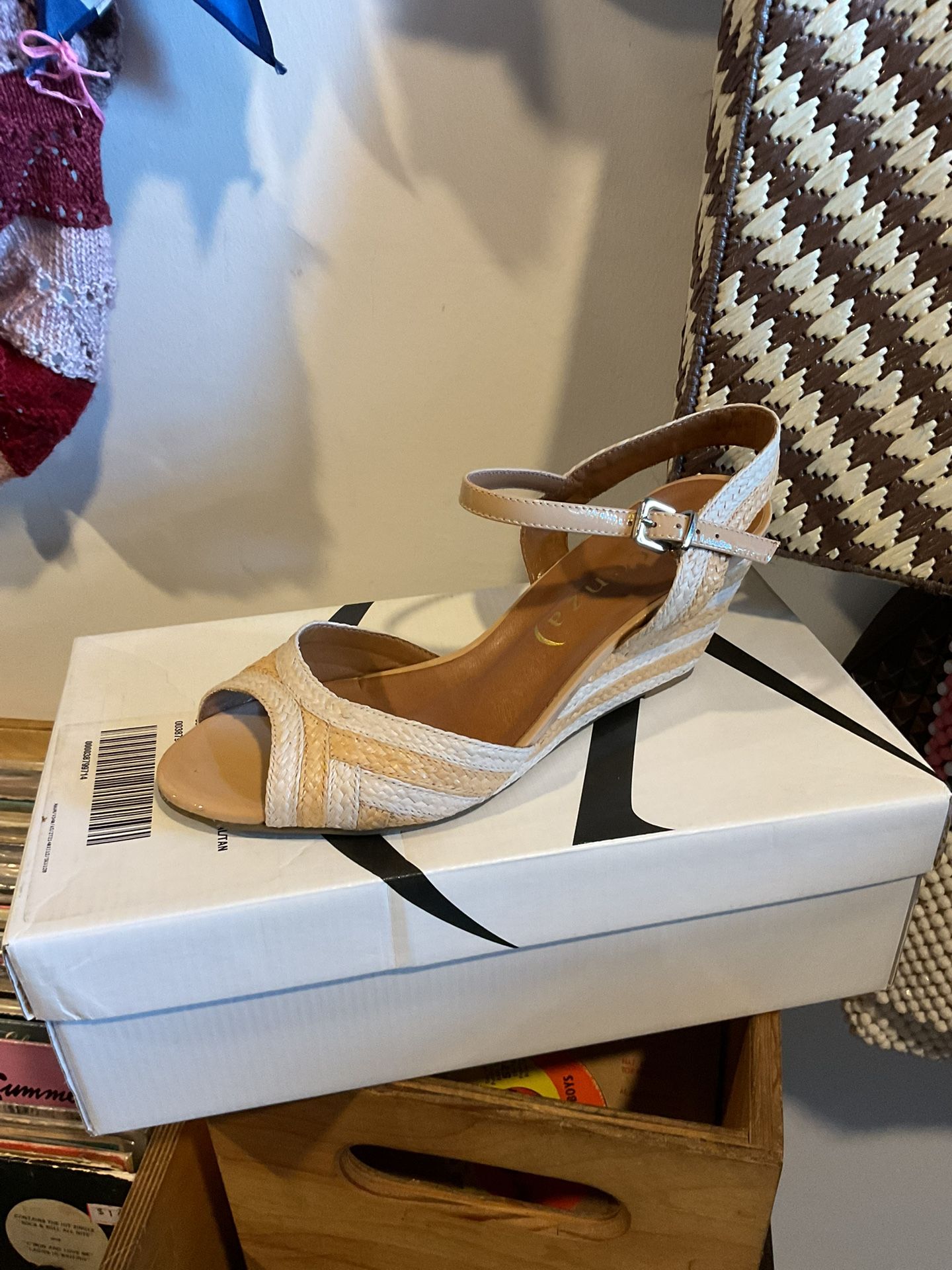 Size 8 Venezia Wedges