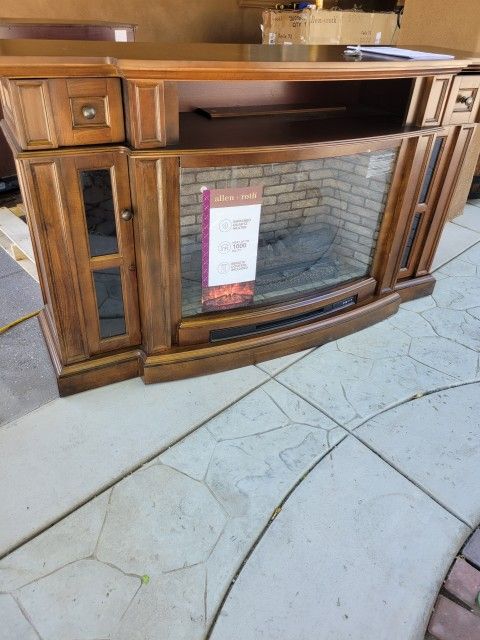 Allen + Roth 68-in W Mahogany Infrared Quartz Electric Fireplace for Sale  in Temecula, CA - OfferUp