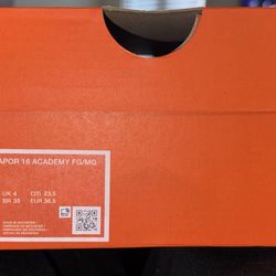 Youth Nike Vapor Soccer Cleats 