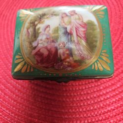 Porcelain Trinket Box Made In France Expressly For Marshall's Field  Vintage 
