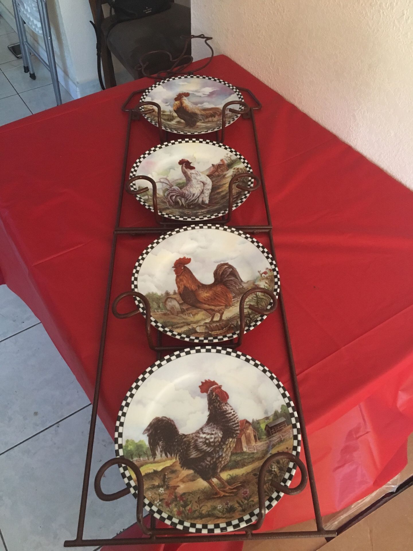 Base con platos para colgarse