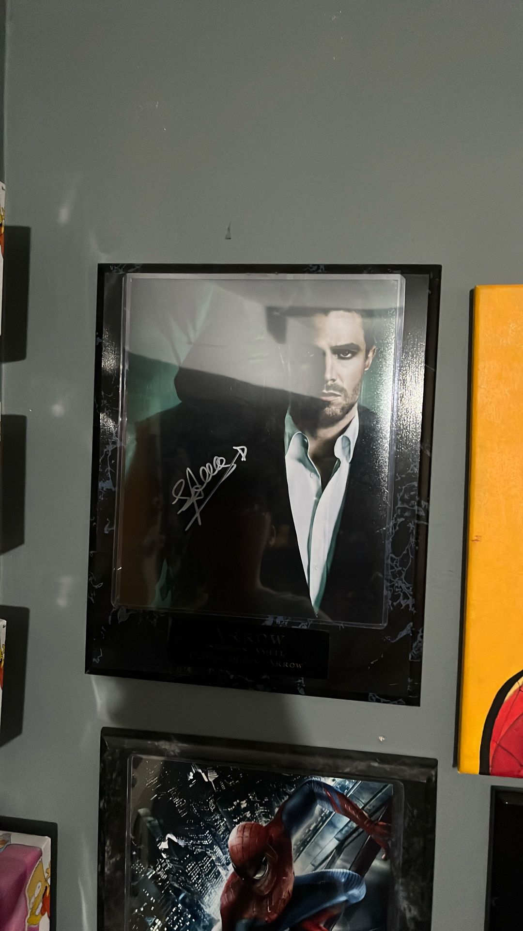 Stephen Amell Signed (pick Up Only)