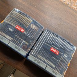 Ryobi Drill Driver Kit Over 200 Pieces