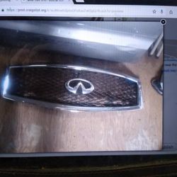 2016 Infiniti Q70 Grille