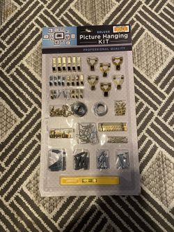 Deluxe Picture Hanging Kit