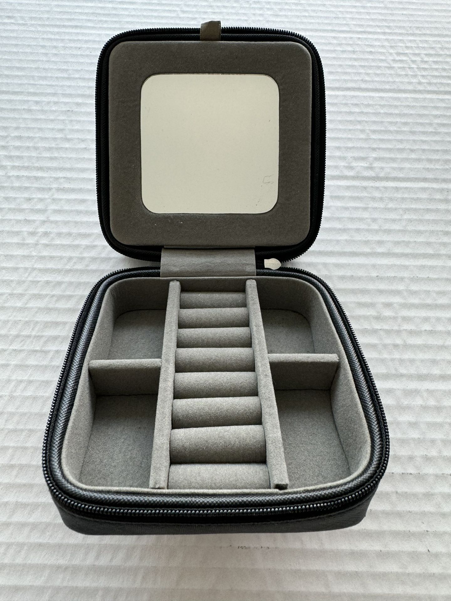 traveling Jewelry Case