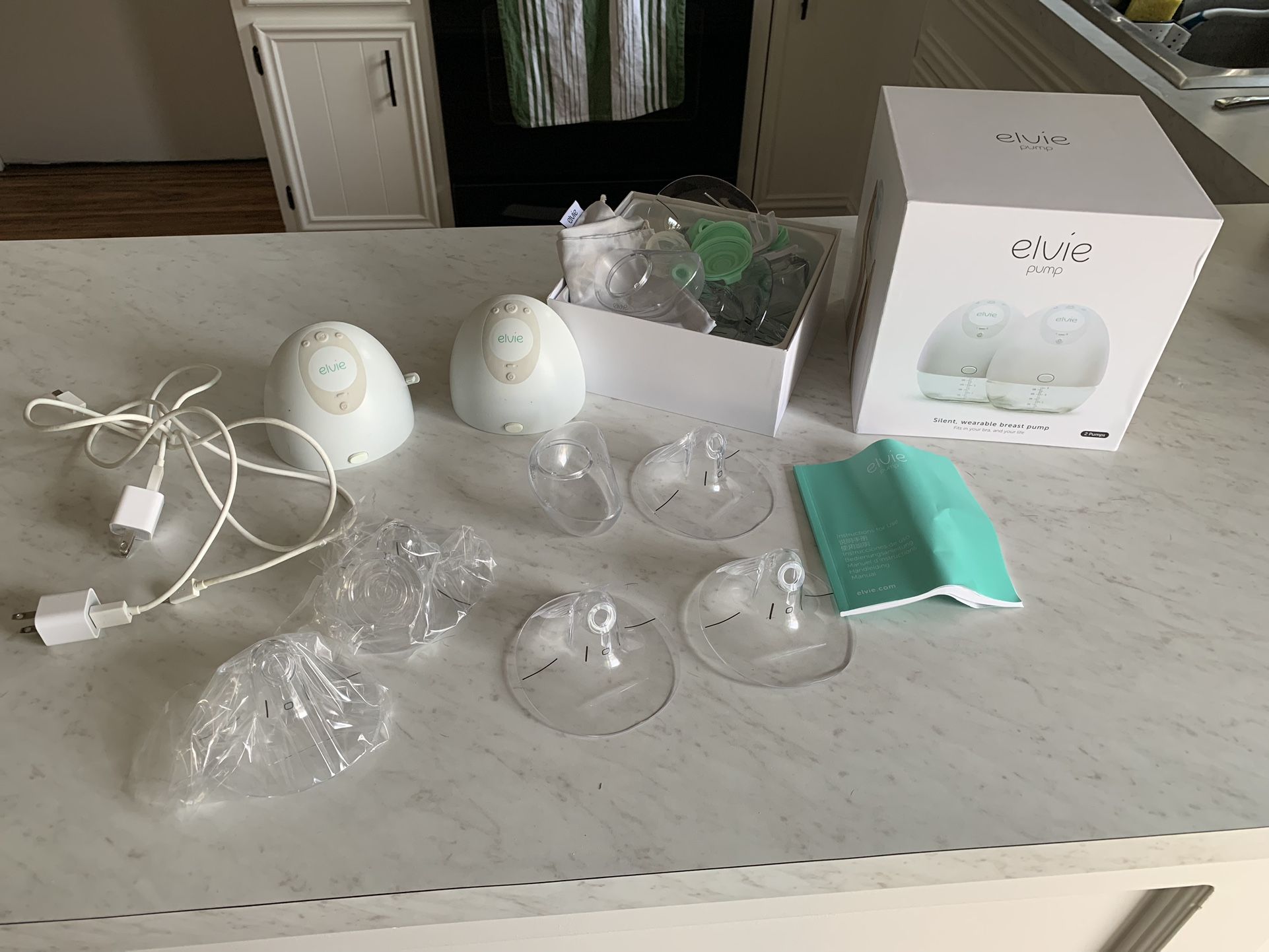 Elvie Breast pump 